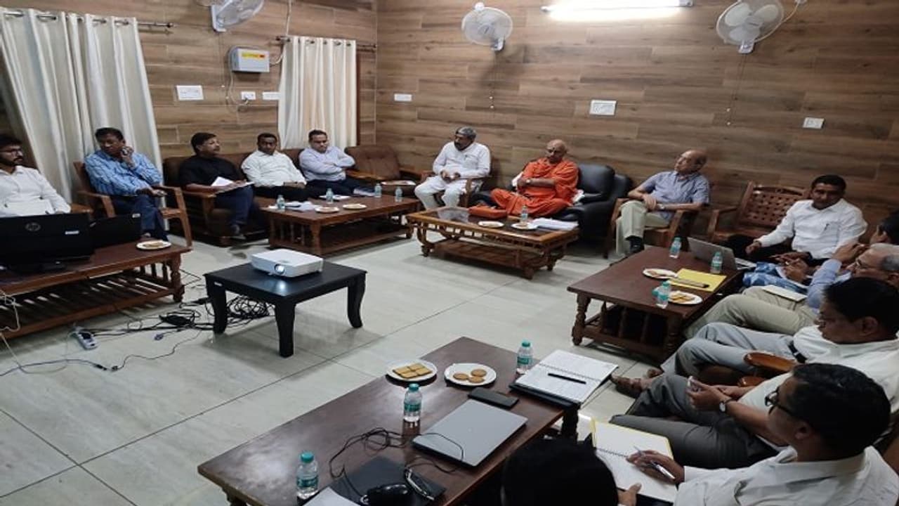 अयोध्या: 13 दरवाजे से राममंदिर में प्रवेश करेंगे श्रद्धालु, जानिए रामलला के अनोखे मंदिर में और क्या है खास अयोध्या: 13 दरवाजे से राममंदिर में प्रवेश करेंगे श्रद्धालु, जानिए रामलला के अनोखे मंदिर में और क्या है खास