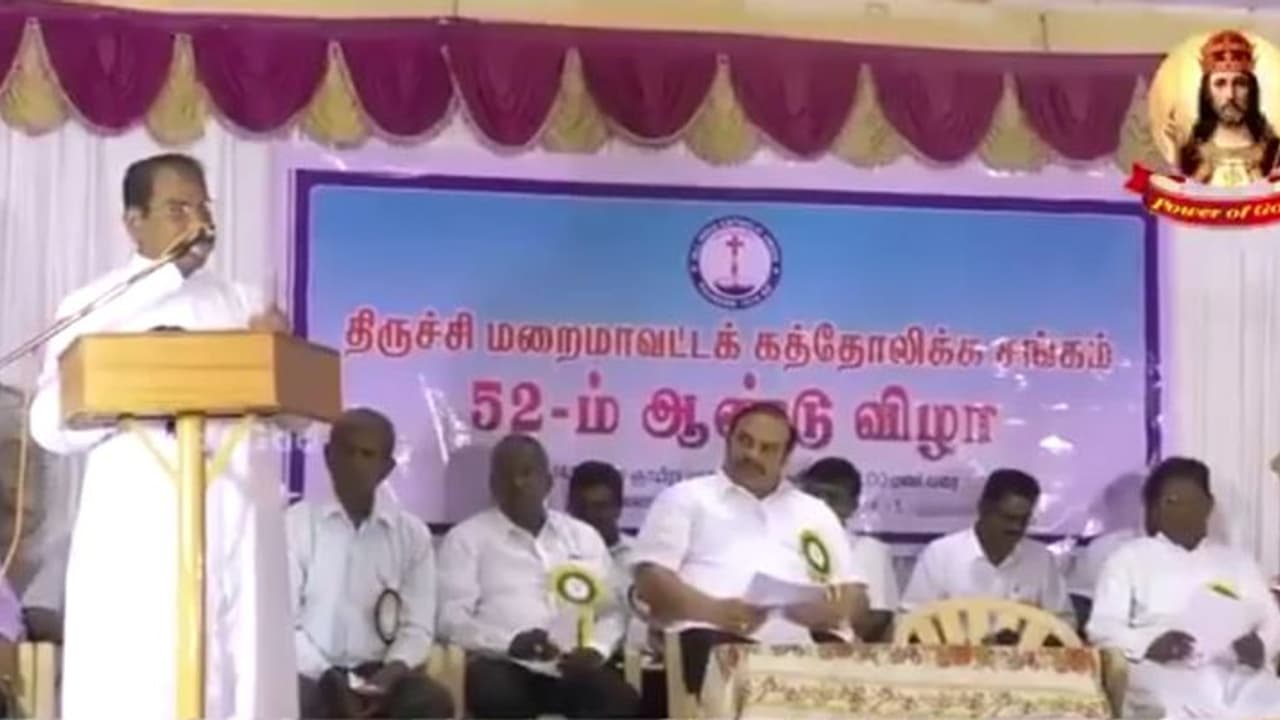 பாதிரிமார்கள் அரசியல் பேச்சை கேளுங்க.. ஆதீனங்கள் பேசினால் கொதிக்கிறீங்க.? டரியல் ஆக்கும் ராமரவிக்குமார். பாதிரிமார்கள் அரசியல் பேச்சை கேளுங்க.. ஆதீனங்கள் பேசினால் கொதிக்கிறீங்க.? டரியல் ஆக்கும் ராமரவிக்குமார்.