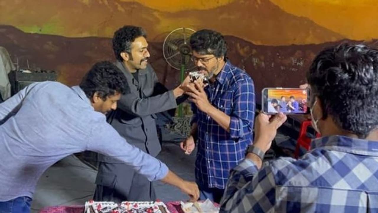 Vijay Birthday : വിജയ്ക്ക് പിറന്നാള് ആശംസകളുമായി ഷൈന് ടോം ചാക്കോ Vijay Birthday : വിജയ്ക്ക് പിറന്നാള് ആശംസകളുമായി ഷൈന് ടോം ചാക്കോ