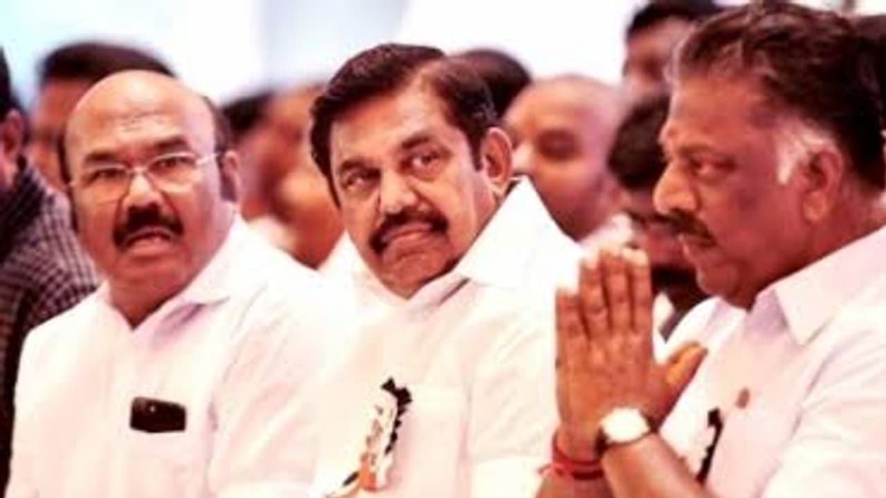 "லேடி வழியில் போக சொன்னா.. மோடி வழியில் போறாங்க" அதிமுகவை டாராக கிழித்த கி.வீரமணி