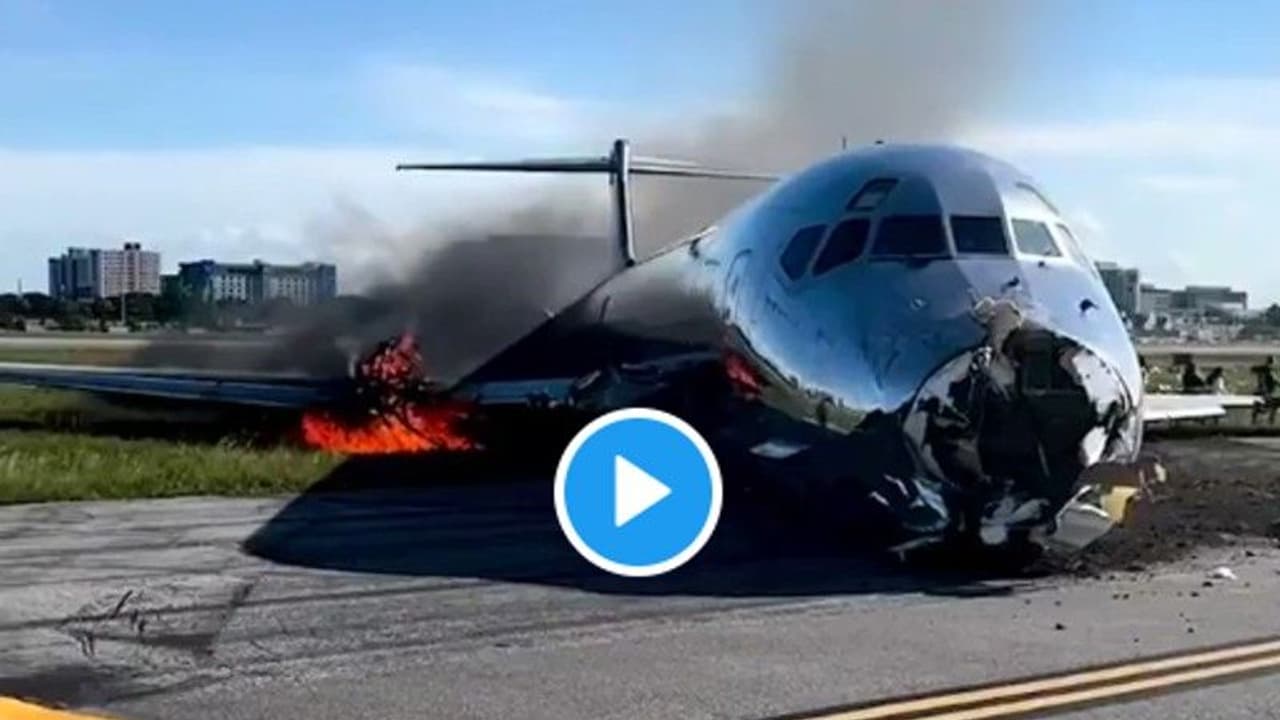 126 യാത്രക്കാരുമായെത്തിയ വിമാനത്തിന് റണ്‍വേയില്‍ ഇറങ്ങിയ പാടെ തീപ്പിടിച്ചു 