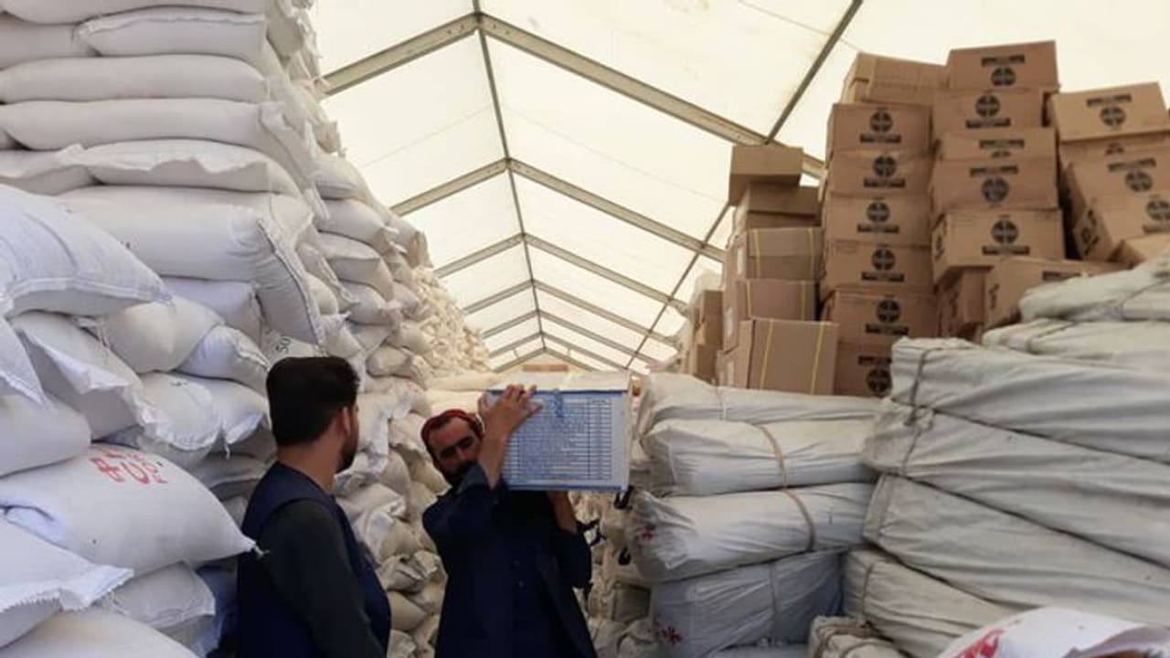 Medical Assistance to Afghanistan: ఆఫ్ఘనిస్తాన్కు భారత్ వైద్య సహాయం.. ఆరు టన్నుల వైద్యసామాగ్రి పంపిణీ Medical Assistance to Afghanistan: ఆఫ్ఘనిస్తాన్కు భారత్ వైద్య సహాయం.. ఆరు టన్నుల వైద్యసామాగ్రి పంపిణీ