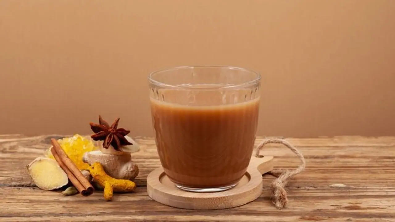 Anise Milk: பாலுடன் சோம்பு கலந்து குடிப்பதால் கிடைக்கும் அற்புத நன்மைகள் இதோ உங்களுக்காக! Anise Milk: பாலுடன் சோம்பு கலந்து குடிப்பதால் கிடைக்கும் அற்புத நன்மைகள் இதோ உங்களுக்காக!