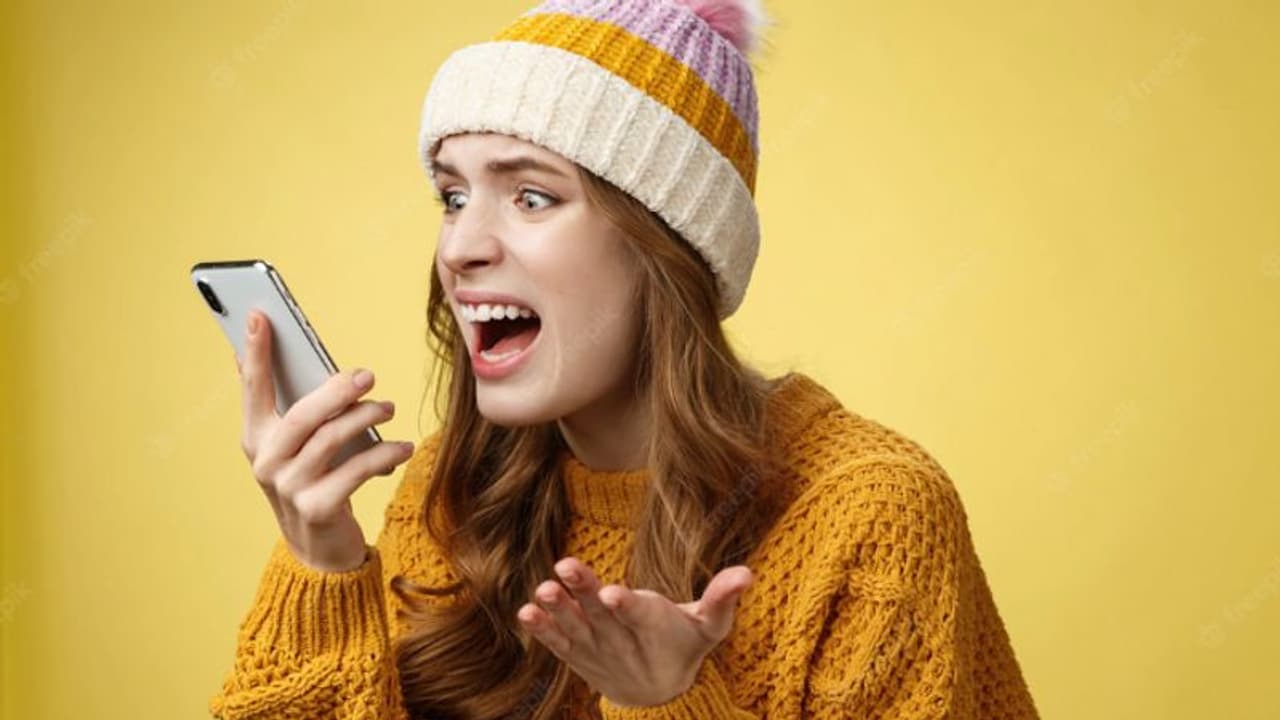 अगर आप भी अपने iPhone के साथ करते हैं ये गलतियां तो हो जाएं सावधान, चुकानी पड़ सकती है बड़ी कीमत