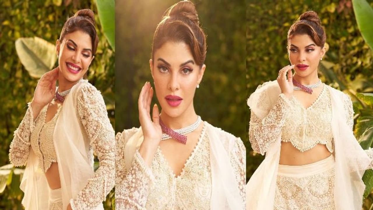 জ্যাকলিন ফার্নান্ডেজের ‘স্বপ্নের পুরুষ’ সুকেশ চন্দ্রশেখর, সুকেশকে বিয়ের কথাও নাকি ভেবেছিলেন অভিনেত্রী জ্যাকলিন ফার্নান্ডেজের ‘স্বপ্নের পুরুষ’ সুকেশ চন্দ্রশেখর, সুকেশকে বিয়ের কথাও নাকি ভেবেছিলেন অভিনেত্রী