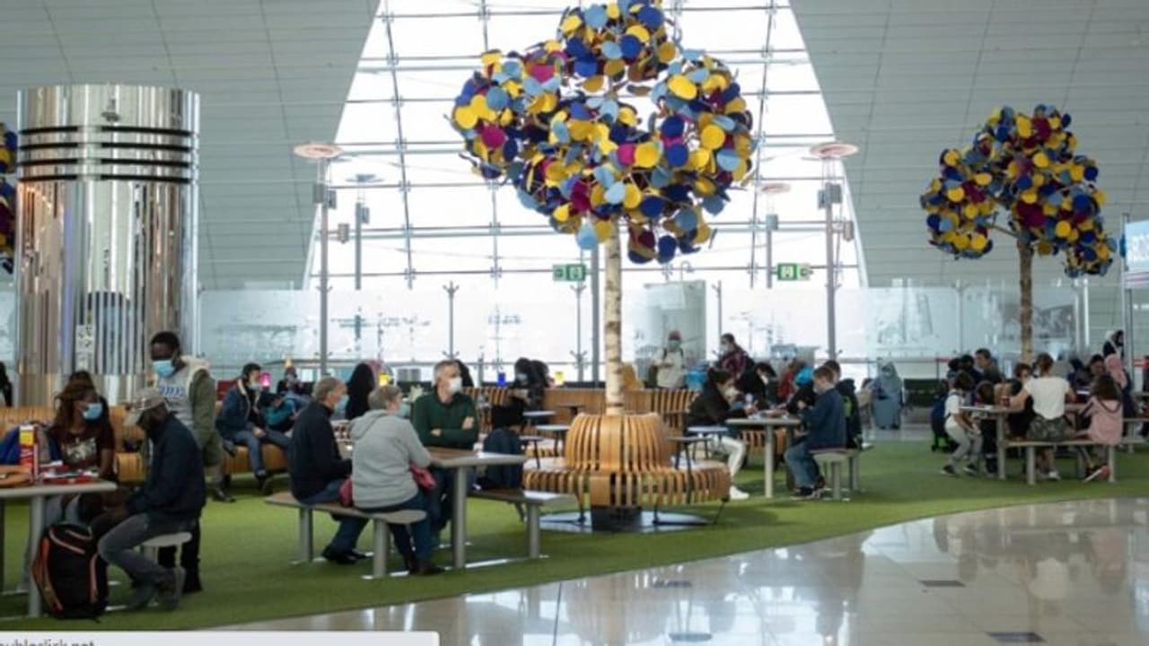 അടുത്ത രണ്ടാഴ്ച ദുബൈ വിമാനത്താവളം വഴി യാത്ര ചെയ്യുന്നവര്‍ക്ക് അധികൃതരുടെ പ്രത്യേക നിര്‍ദേശം