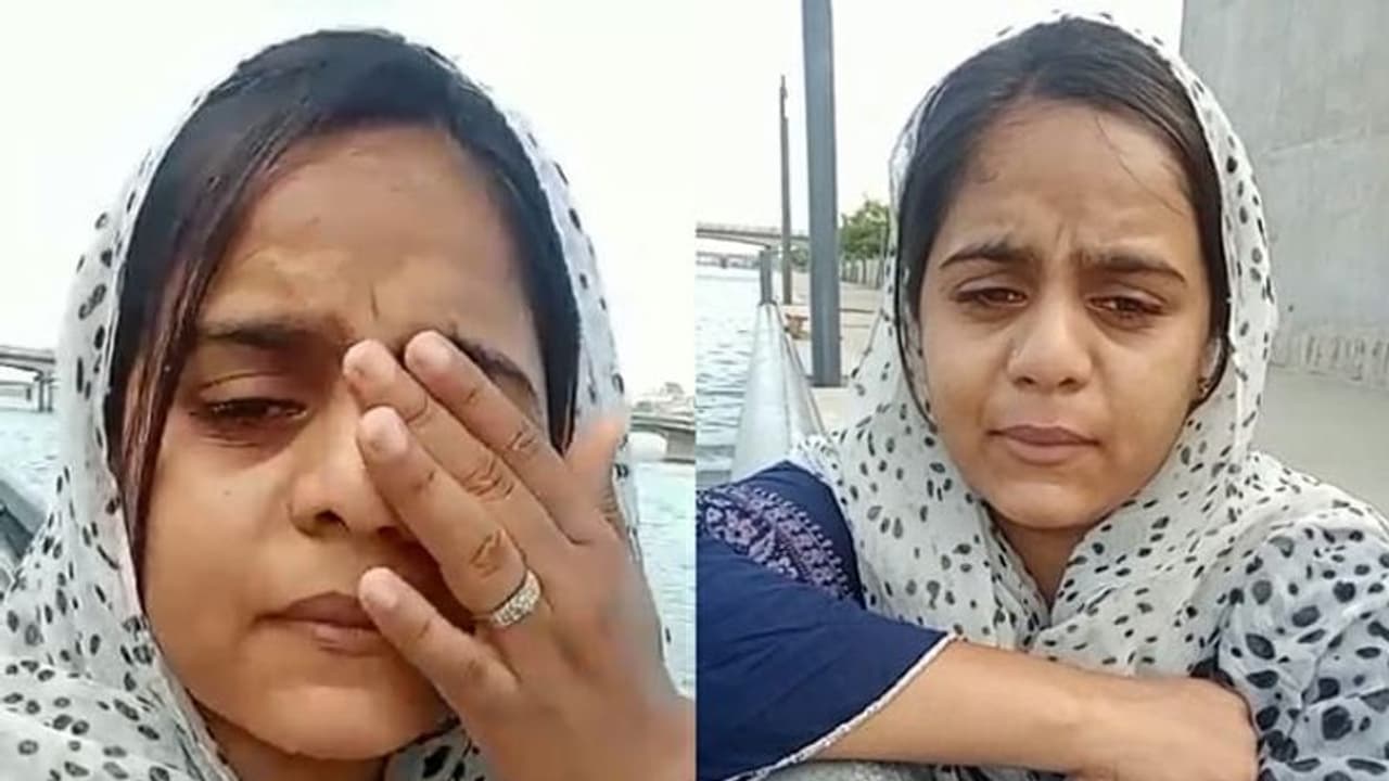 ‘मरने के अलावा मेरे पास और कोई रास्ता नहीं हैं…’ वीडियो बनाकर वडोदरा की युवती ने की आत्महत्या ‘मरने के अलावा मेरे पास और कोई रास्ता नहीं हैं…’ वीडियो बनाकर वडोदरा की युवती ने की आत्महत्या