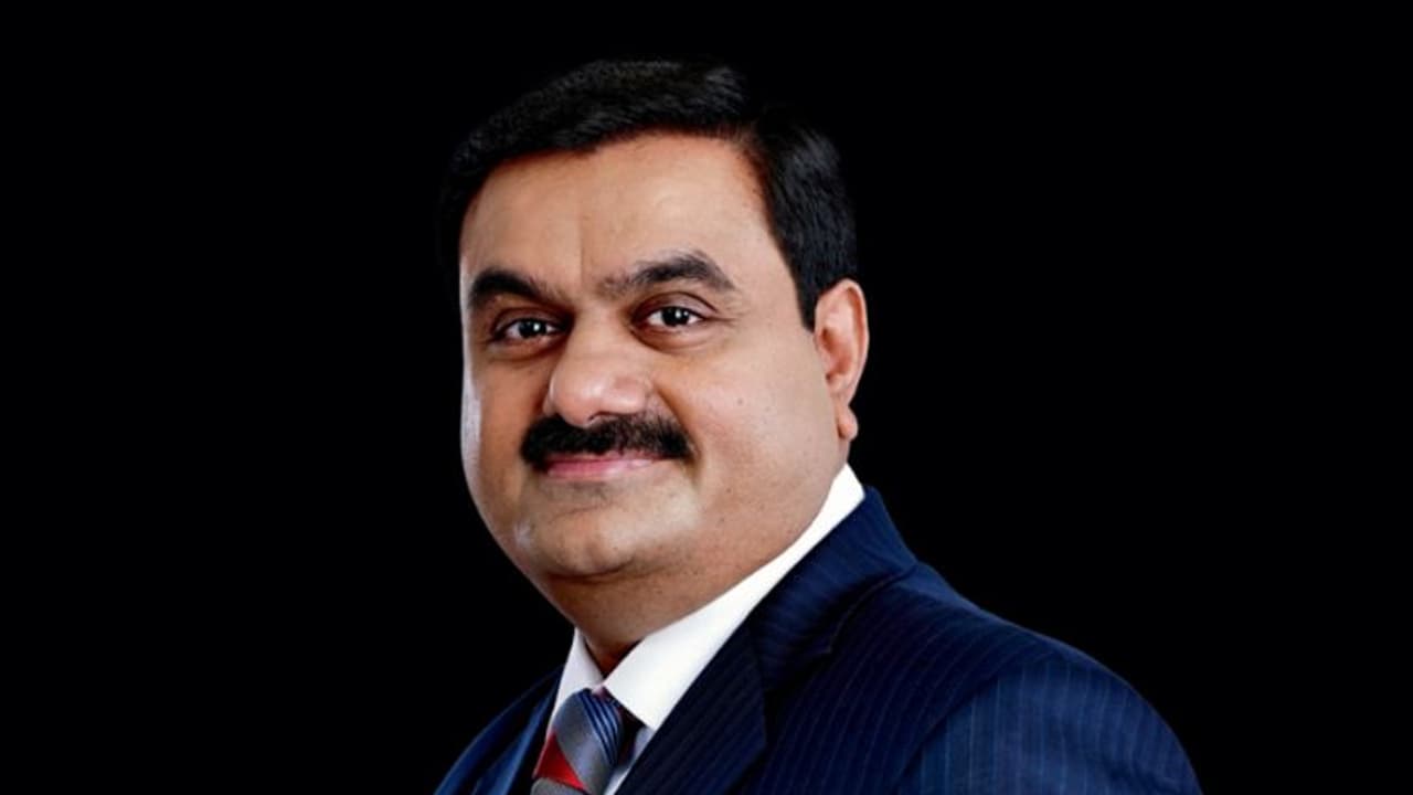 ഒരു സെക്കൻഡിൽ 1.4 കോടി രൂപ! അദാനിയുടെ വരുമാനം ഇതാണ്... ഒരു സെക്കൻഡിൽ 1.4 കോടി രൂപ! അദാനിയുടെ വരുമാനം ഇതാണ്...