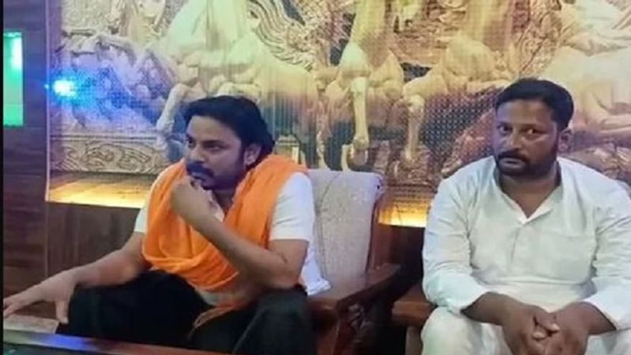 सरयू में स्नान कर रहे दंपत्ति से मारपीट की करणी सेना ने ली जिम्मेदारी, कहा आगे भी उठाएंगे ऐसे कदम