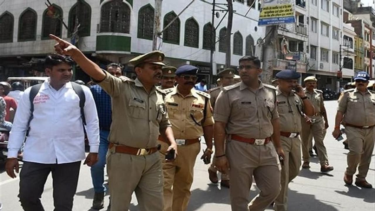 कानपुर हिंसा: जुमे की नमाज को लेकर एलर्ट पुलिस, ड्रोन कैमरों से हो रही निगरानी