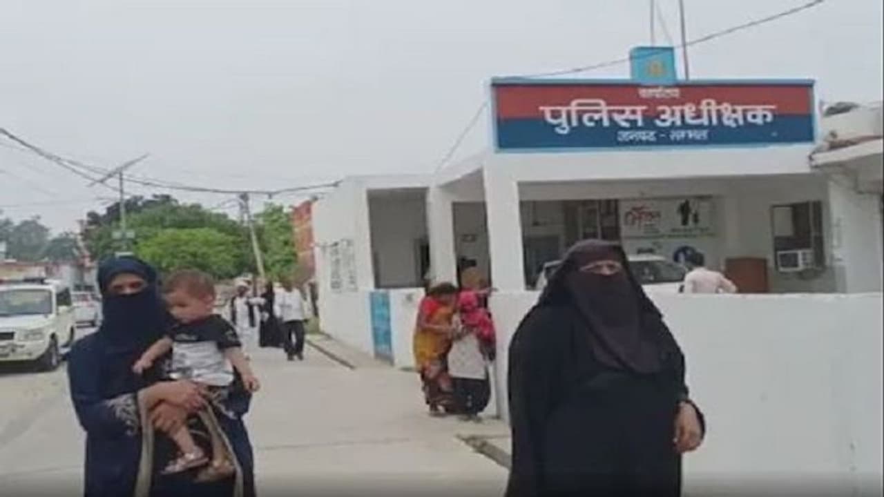 एड्स संक्रमित युवक ने धोखे से की शादी, महिला और बच्चे को भी एचआईवी पॉजिटिव कर निकाला घर से बाहर