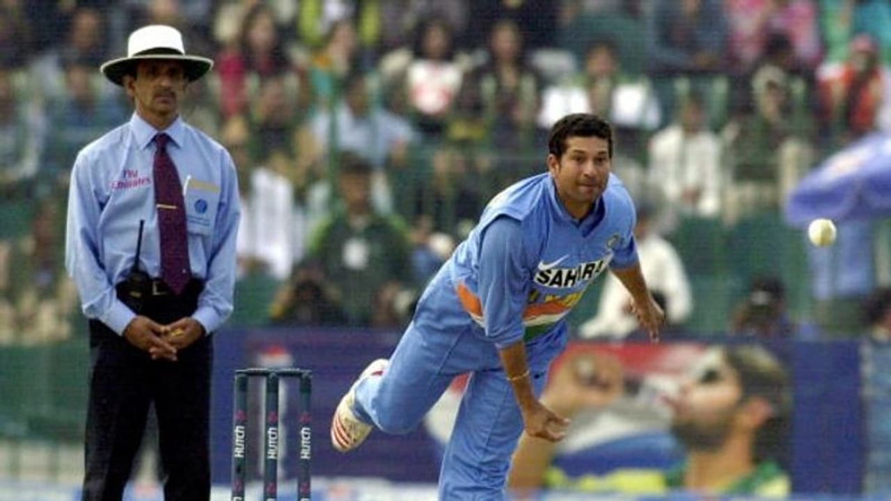 ஒரு காலத்தில் ஐசிசி எலைட் பேனல் அம்பயர்; இப்போ லாகூரில் துணிக்கடை ஓனர்! 9 வருஷமா கிரிக்கெட்டே பார்க்காத கொடுமை