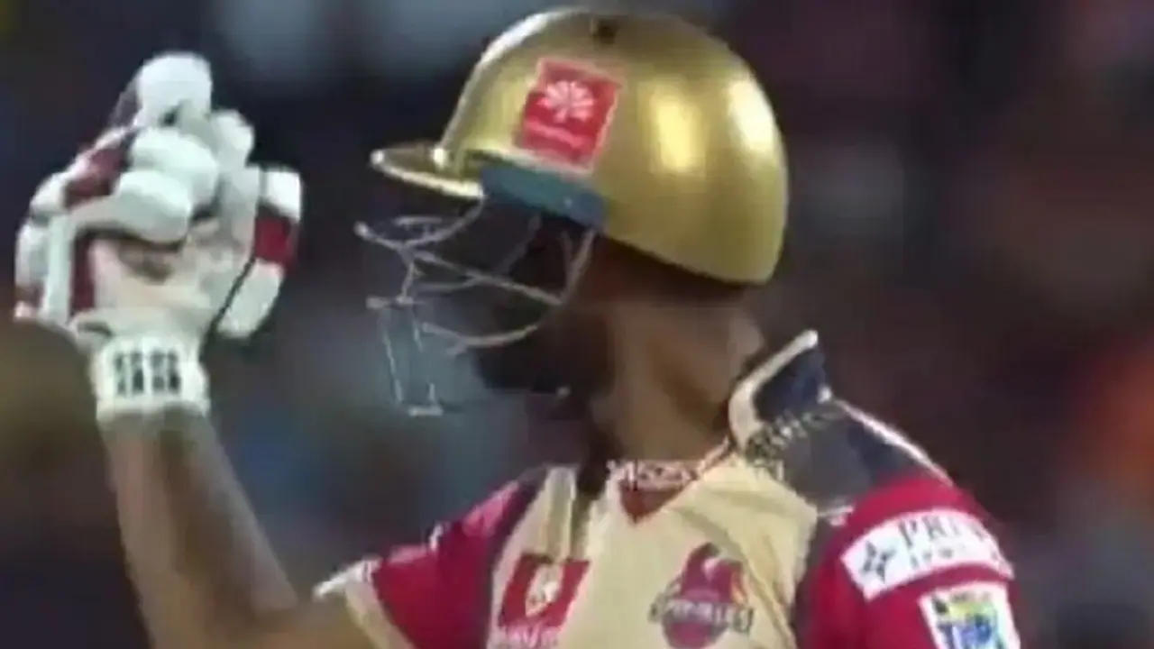 TNPL 2022: நடுவிரலை காட்டி அநாகரிமாக நடந்துகொண்ட ஜெகதீசன்..! தவறை உணர்ந்து பகிரங்கமாக மன்னிப்பு கேட்டார்