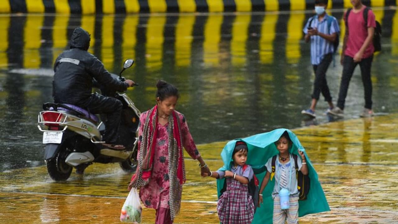 Monsoon Report: छत्तीसगढ़ और महाराष्ट्र तक भारी बारिश का अलर्ट, लेकिन कुछ राज्यों में बढ़ेगा टेम्परेचर