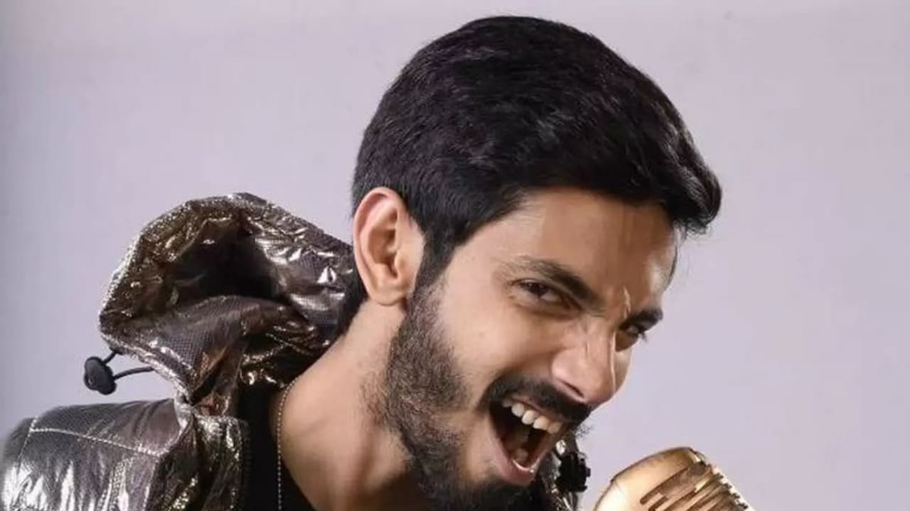 சோமேட்டோ மூலம் ரசிகர்களுக்கு இலவசமாக ட்ரீட் வைத்த அனிருத் சோமேட்டோ மூலம் ரசிகர்களுக்கு இலவசமாக ட்ரீட் வைத்த அனிருத்