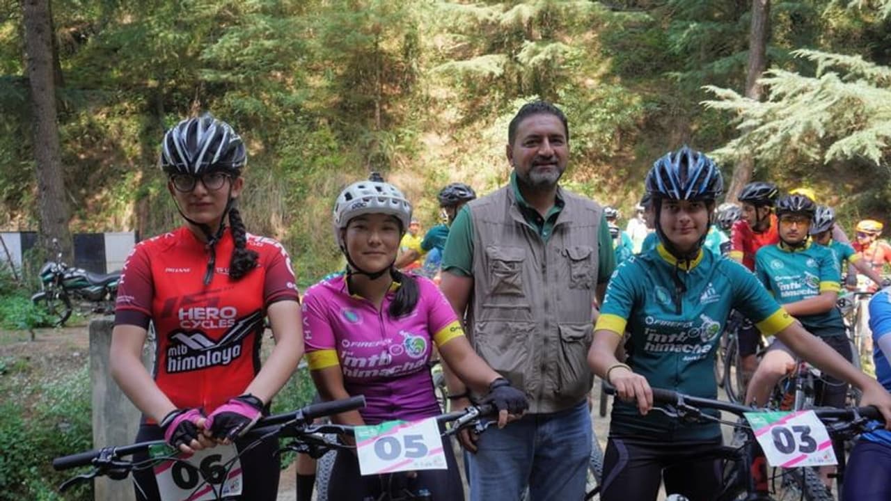 International Olympic Day: एमटीबी हिमाचल माउंटेन बाइकिंग फेस्टिवल जंजैहली की रही धूम