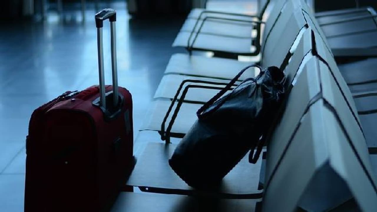 മൂന്നുവർഷം മുമ്പ് എയർപോർട്ടിൽ കാണാതായ ബാഗ് അപ്രതീക്ഷിതമായി തിരികെ, അനുഭവം പങ്കുവച്ച് യുവതി മൂന്നുവർഷം മുമ്പ് എയർപോർട്ടിൽ കാണാതായ ബാഗ് അപ്രതീക്ഷിതമായി തിരികെ, അനുഭവം പങ്കുവച്ച് യുവതി