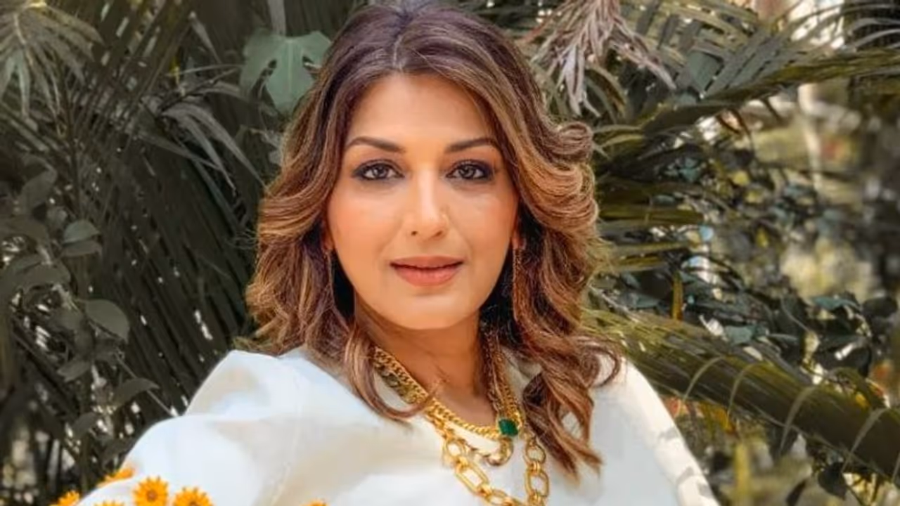 Sonali Bendre’s Biography | Birth | Education | Family | Marriage | Debut | Films | Awards Sonali Bendre’s Biography | Birth | Education | Family | Marriage | Debut | Films | Awards