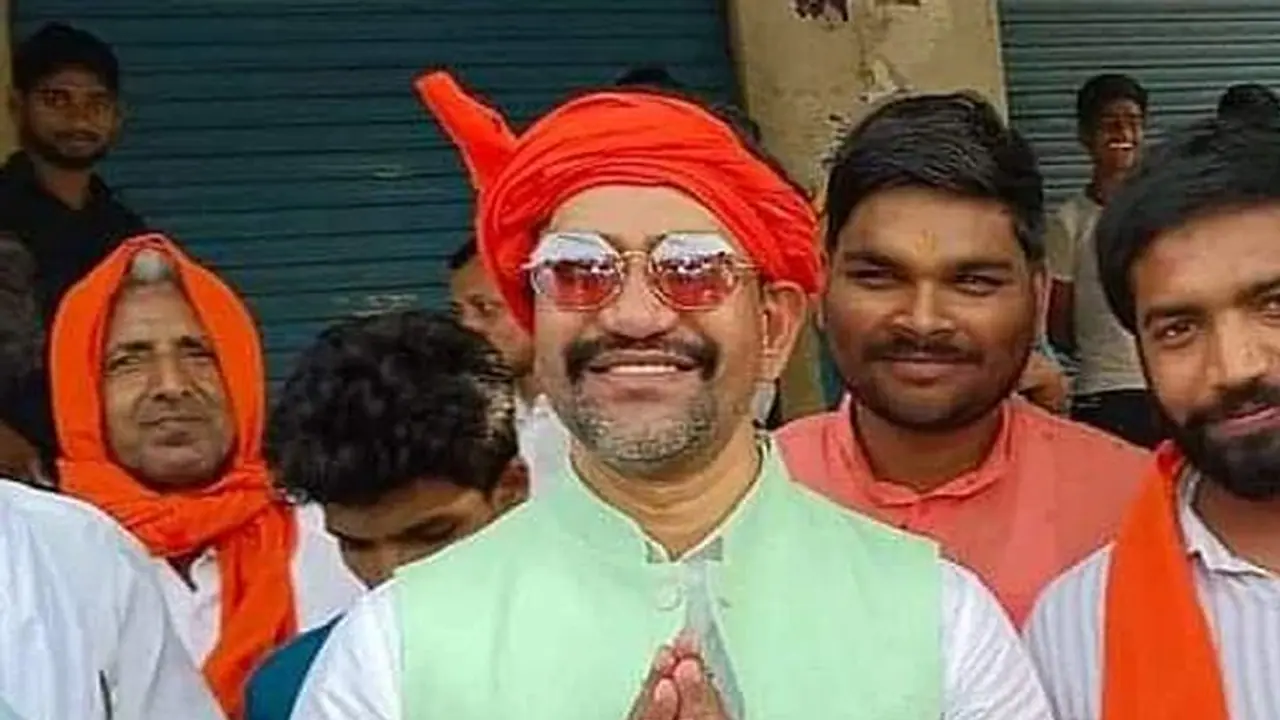 Azamgarh by elections 2022 result: आजमगढ़ में BJP के निरहुआ ने लगाई सेंध, अखिलेश के भाई धर्मेंद्र यादव हारे Azamgarh by elections 2022 result: आजमगढ़ में BJP के निरहुआ ने लगाई सेंध, अखिलेश के भाई धर्मेंद्र यादव हारे