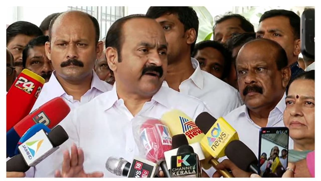 സാമ്പത്തിക ധവള പത്രം ഇറക്കണം; വൈദ്യുതി ചാർജ് വർധന പ്രതിഷേധാർഹം; സിപിഎമ്മിന് കിളിപോയ അവസ്ഥ വിഡി സതീശൻ സാമ്പത്തിക ധവള പത്രം ഇറക്കണം; വൈദ്യുതി ചാർജ് വർധന പ്രതിഷേധാർഹം; സിപിഎമ്മിന് കിളിപോയ അവസ്ഥ വിഡി സതീശൻ