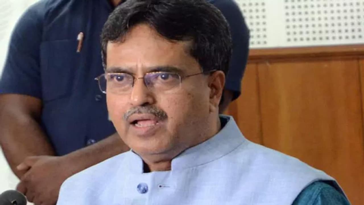 बारदोवाली उपचुनाव रिजल्ट : त्रिपुरा CM माणिक साहा जीते, कांग्रेस के आशीष कुमार साहा को 6,104 वोट से दी शिकस्त