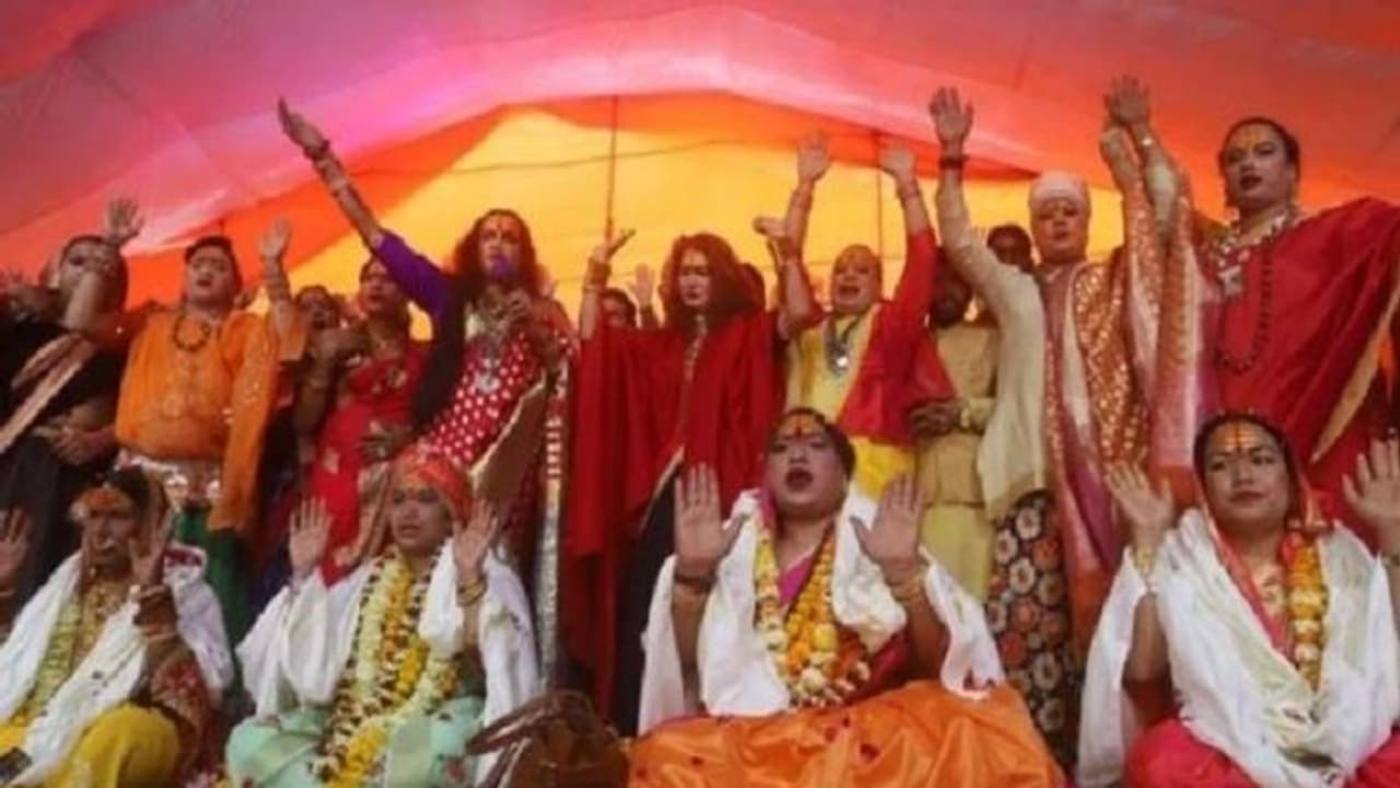 किन्नर अखाड़े की महामंडलेश्वर समेत 27 के खिलाफ दर्ज हुआ मुकदमा, थाने पर जमकर किया किन्नरों ने हंगामा