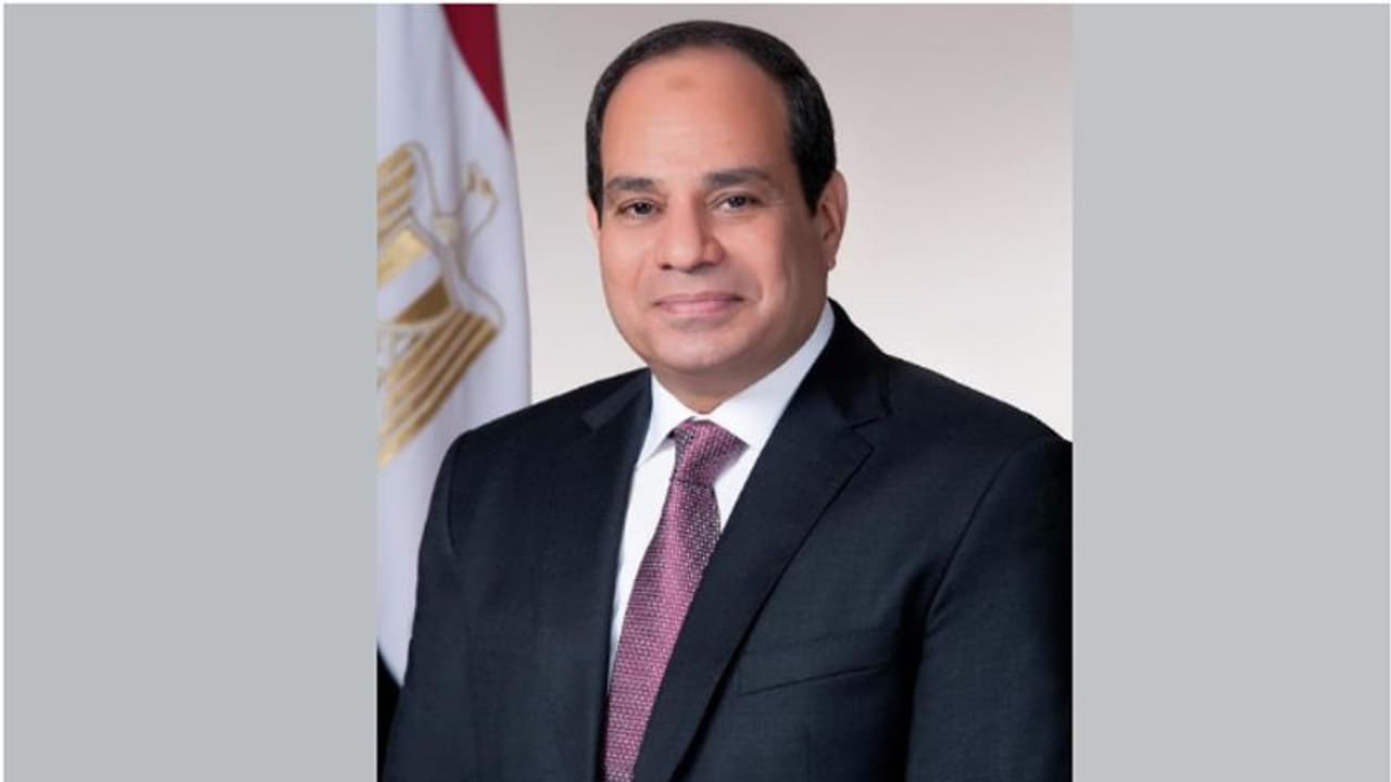 ഈജിപ്ത് പ്രസിഡന്റ് ഒമാന് സന്ദര്ശിക്കുന്നു ഈജിപ്ത് പ്രസിഡന്റ് ഒമാന് സന്ദര്ശിക്കുന്നു