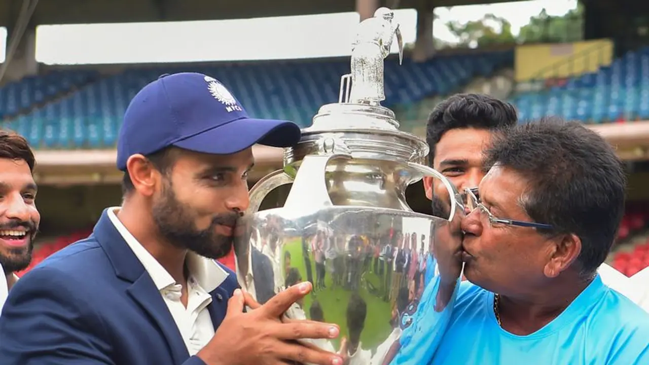 কোচ নির্বাচনে মহা চমক কেকেআরের, চন্দ্রকান্ত পণ্ডিত হলেন নাইটদের নতুন হেডস্যার কোচ নির্বাচনে মহা চমক কেকেআরের, চন্দ্রকান্ত পণ্ডিত হলেন নাইটদের নতুন হেডস্যার