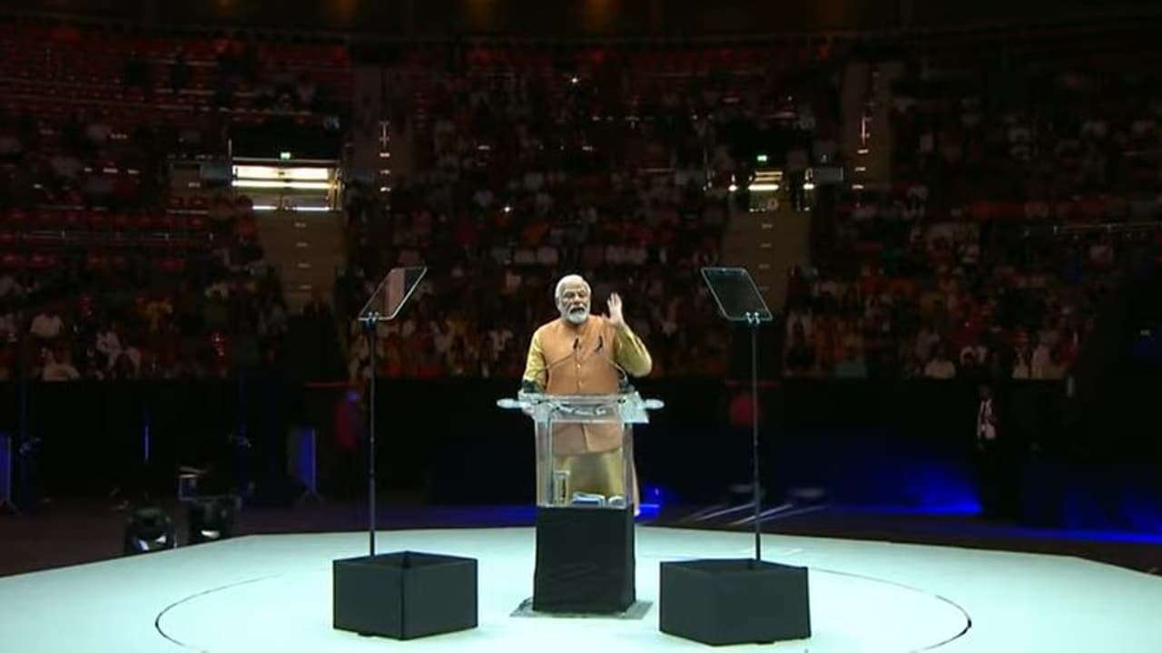 Modi Germany Tour: ప్రజాస్వామ్యానికి భారత్ తల్లి లాంటింది : ప్రవాస భారతీయులతో మోడీ