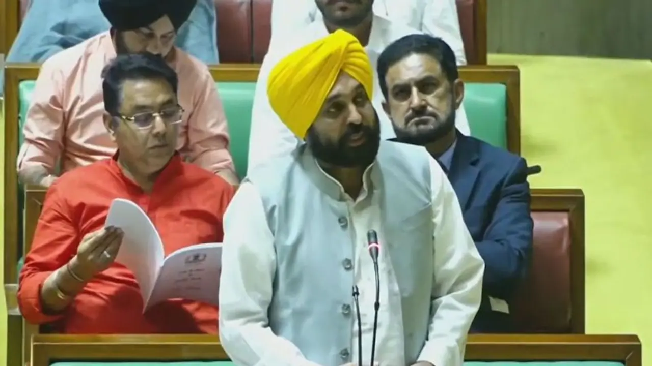 ಪಂಜಾಬ್ನಲ್ಲಿ ಇನ್ಮುಂದೆ ಶಾಸಕರಿಗೆ ಒಂದೇ ಬಾರಿ ಪಿಂಚಣಿ: ಸರ್ಕಾರದ ಬೊಕ್ಕಸಕ್ಕೆ 5 ವರ್ಷದಲ್ಲಿ 100 ಕೋಟಿ ಉಳಿತಾಯ..! ಪಂಜಾಬ್ನಲ್ಲಿ ಇನ್ಮುಂದೆ ಶಾಸಕರಿಗೆ ಒಂದೇ ಬಾರಿ ಪಿಂಚಣಿ: ಸರ್ಕಾರದ ಬೊಕ್ಕಸಕ್ಕೆ 5 ವರ್ಷದಲ್ಲಿ 100 ಕೋಟಿ ಉಳಿತಾಯ..!