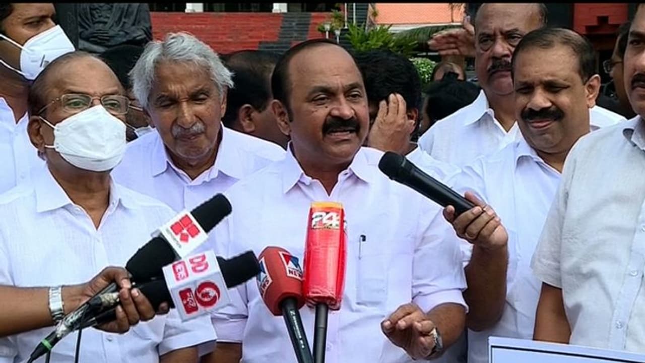 നിയമസഭയിൽ ആസൂത്രിത സംഘർഷത്തിന് ശ്രമം, മന്ത്രിമാർ വരെ മുദ്രാവാക്യം വിളിച്ചു : വി.ഡി.സതീശൻ നിയമസഭയിൽ ആസൂത്രിത സംഘർഷത്തിന് ശ്രമം, മന്ത്രിമാർ വരെ മുദ്രാവാക്യം വിളിച്ചു : വി.ഡി.സതീശൻ