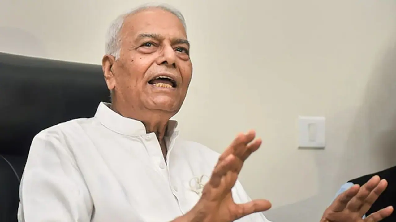 పెద్ద యుద్ధంలో పోటీకి దిగా: నామినేషన్ తర్వాత విపక్షాల రాష్ట్రపతి అభ్యర్ధి యశ్వంత్ సిన్హా పెద్ద యుద్ధంలో పోటీకి దిగా: నామినేషన్ తర్వాత విపక్షాల రాష్ట్రపతి అభ్యర్ధి యశ్వంత్ సిన్హా