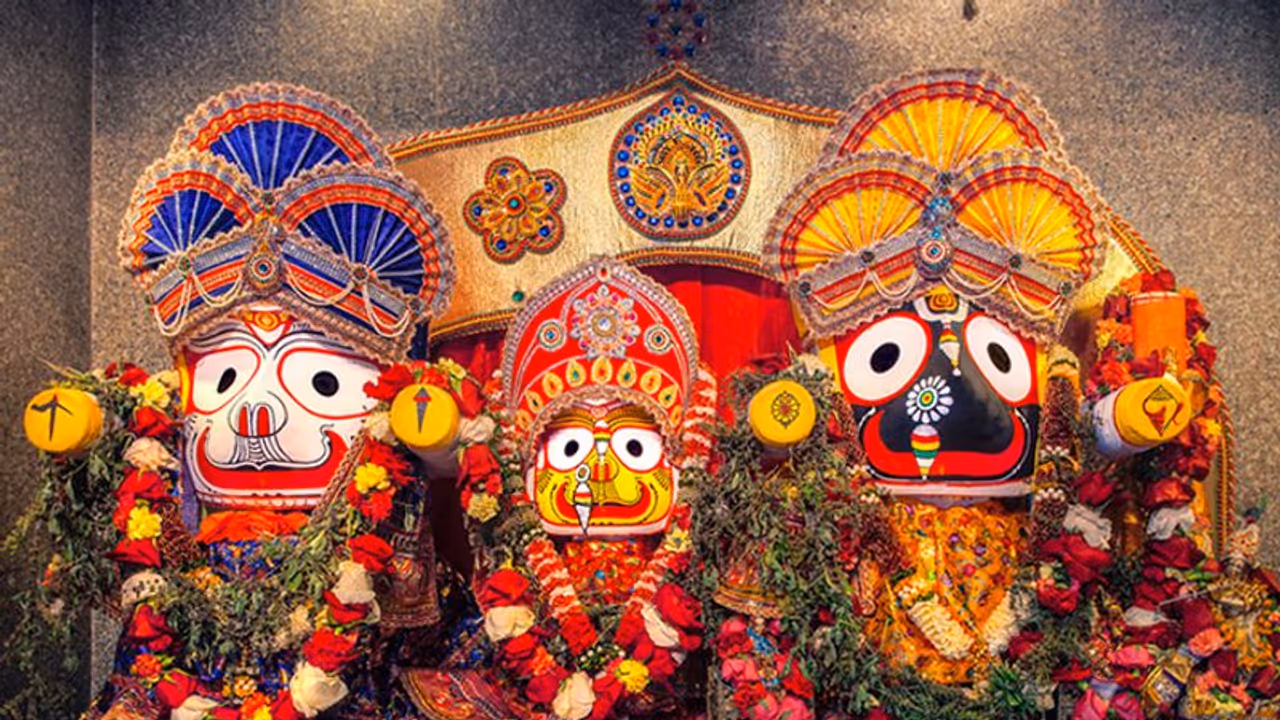 जगन्नाथ मंदिर का रहस्य: खंडित मूर्ति की पूजा होती है अशुभ तो क्यों पूजी जाती है जगन्नाथजी की अधूरी प्रतिमा? जगन्नाथ मंदिर का रहस्य: खंडित मूर्ति की पूजा होती है अशुभ तो क्यों पूजी जाती है जगन्नाथजी की अधूरी प्रतिमा?