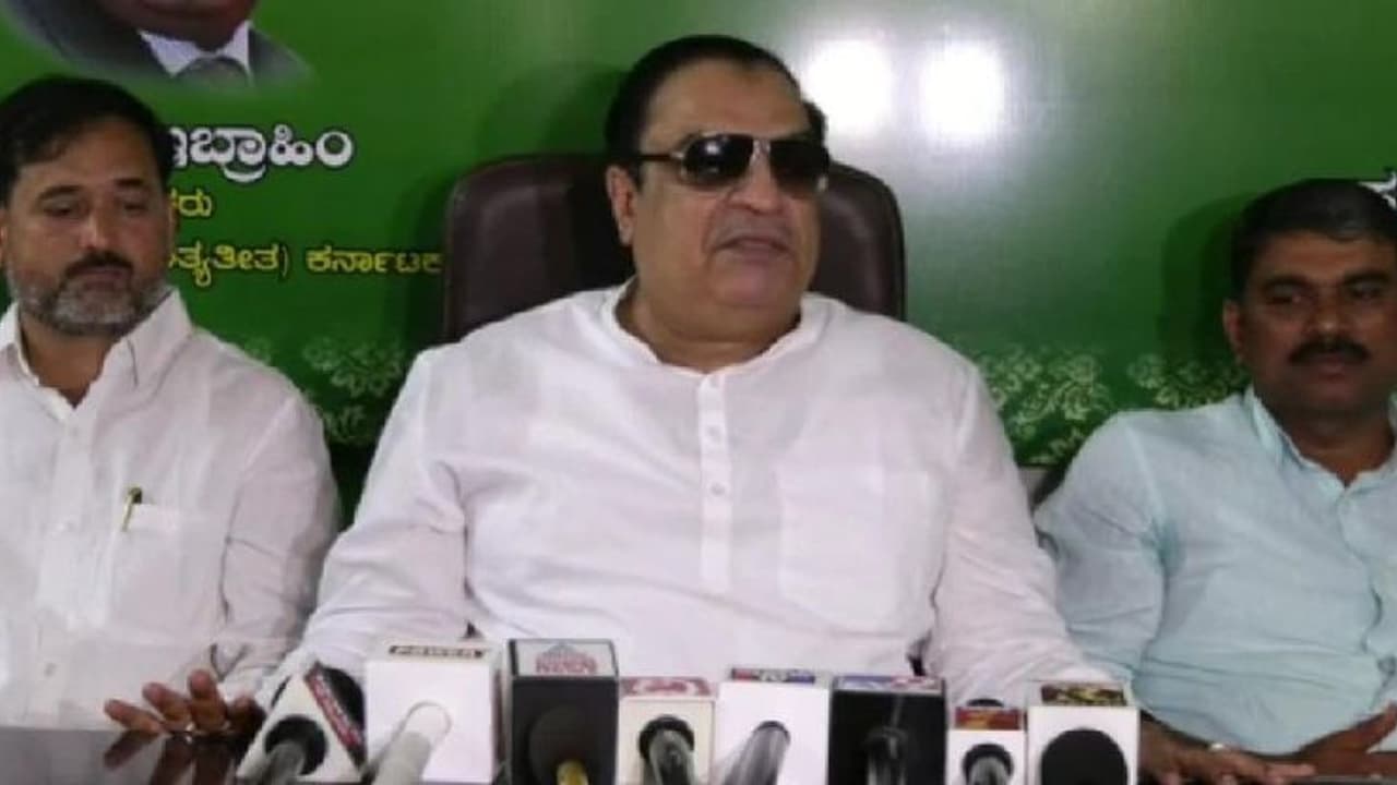 ಸಿಎಂ ಬೊಮ್ಮಾಯಿ ಒರಿಜಿನಲ್ RSS ಅಲ್ಲ; ಮುಸ್ಲಿಂ ಮೀಸಲಾತಿ ಕಡಿಮೆ ಮಾಡಲು ಸಾಧ್ಯವಿಲ್ಲ: CM Ibrahim