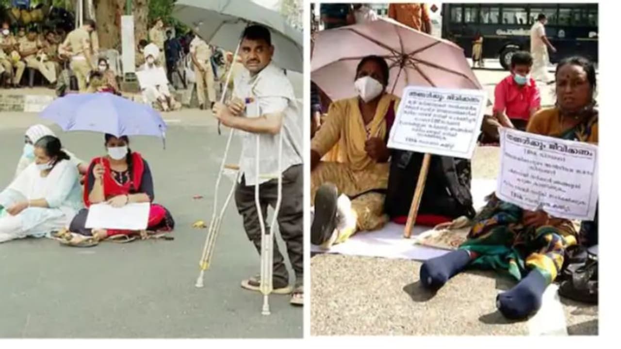 ചര്ച്ച ഫലം കണ്ടു, സര്ക്കാരില് വിശ്വാസം; ഭിന്നശേഷിക്കാര് സെക്രട്ടേറിയറ്റിന് മുന്നിലെ സമരം അവസാനിപ്പിച്ചു ചര്ച്ച ഫലം കണ്ടു, സര്ക്കാരില് വിശ്വാസം; ഭിന്നശേഷിക്കാര് സെക്രട്ടേറിയറ്റിന് മുന്നിലെ സമരം അവസാനിപ്പിച്ചു