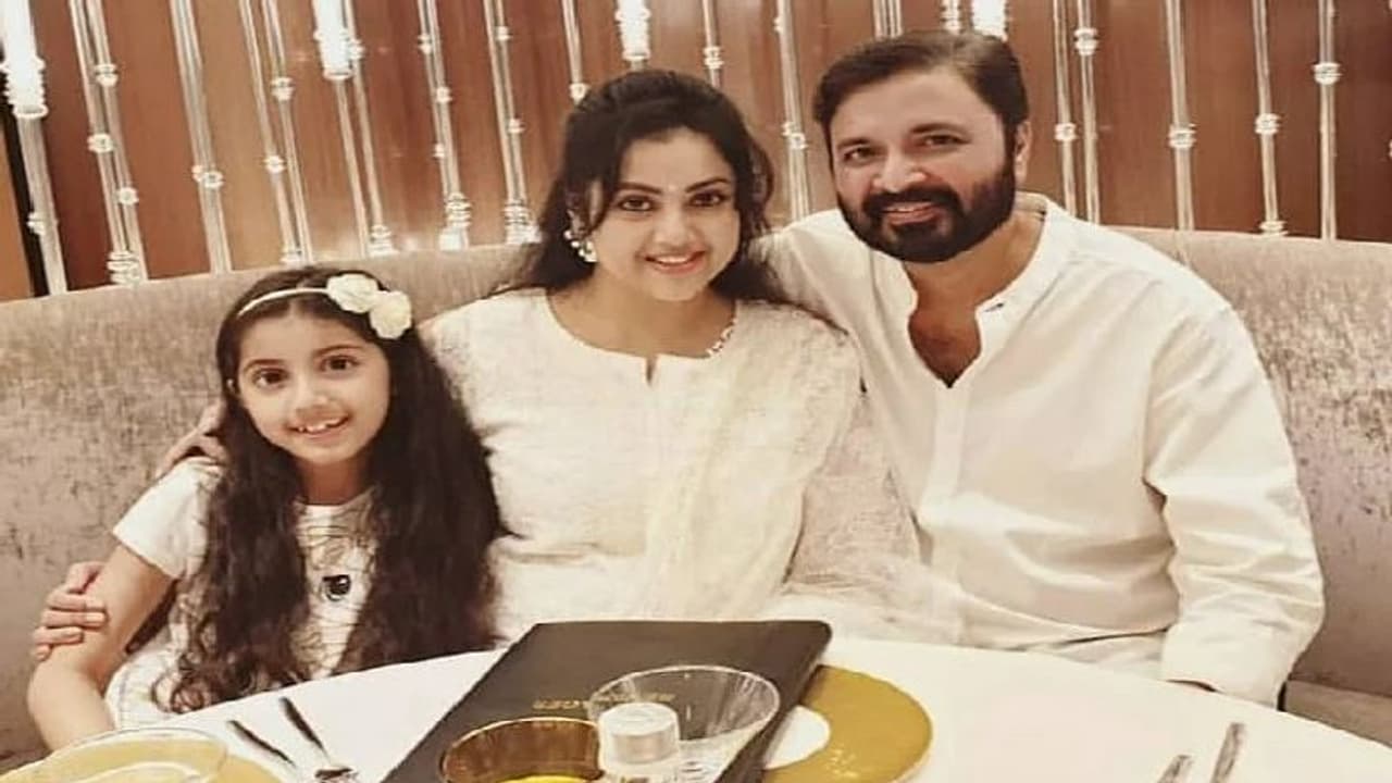 நடிகை மீனாவின் கணவர் வித்யாசாகர் உயிரிழப்புக்கு இதுதான் காரணம்… உறவினர்கள் கொடுத்த அதிர்ச்சி தகவல்!! நடிகை மீனாவின் கணவர் வித்யாசாகர் உயிரிழப்புக்கு இதுதான் காரணம்… உறவினர்கள் கொடுத்த அதிர்ச்சி தகவல்!!