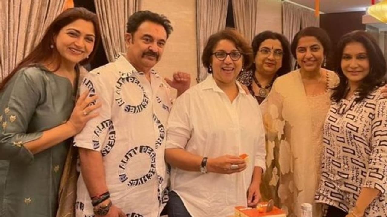 'അതു ഒരു അഭിനയ പിസാസ്'; രേവതിക്ക് സ്വീകരണമൊരുക്കി സുഹൃത്തുക്കൾ 'അതു ഒരു അഭിനയ പിസാസ്'; രേവതിക്ക് സ്വീകരണമൊരുക്കി സുഹൃത്തുക്കൾ