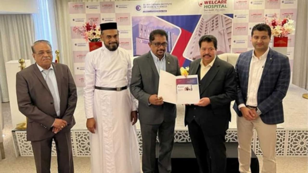 പ്രവാസികള്ക്കും കുടുംബാംഗങ്ങള്ക്കുമുള്ള ആരോഗ്യ പരിചരണ പദ്ധതികളുമായി കെ.എം.സി ആശുപത്രി പ്രവാസികള്ക്കും കുടുംബാംഗങ്ങള്ക്കുമുള്ള ആരോഗ്യ പരിചരണ പദ്ധതികളുമായി കെ.എം.സി ആശുപത്രി