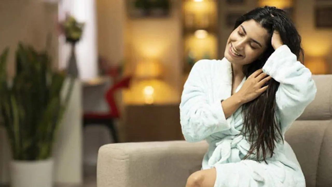 ব্যবহার করুন রিঠা দিয়ে তৈরি এই বিশেষ হেয়ার মাস্ক, দ্রুত দূর হবে সকল সমস্যা ব্যবহার করুন রিঠা দিয়ে তৈরি এই বিশেষ হেয়ার মাস্ক, দ্রুত দূর হবে সকল সমস্যা