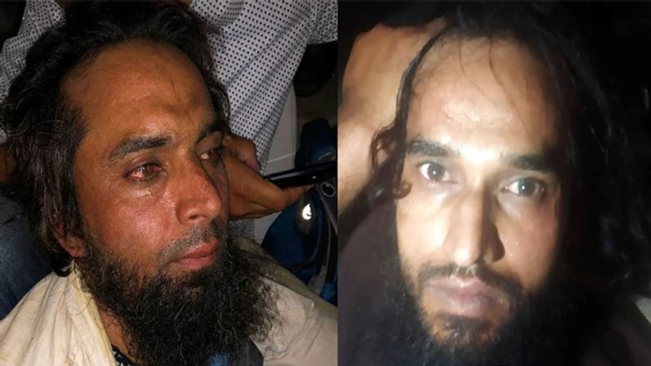 উদয়পুরের 'খুনি'দের বাইকের নম্বর ২৬১১, এই নম্বর প্লেট পেতে দিয়েছিল ৫ হাজার টাকা উদয়পুরের 'খুনি'দের বাইকের নম্বর ২৬১১, এই নম্বর প্লেট পেতে দিয়েছিল ৫ হাজার টাকা