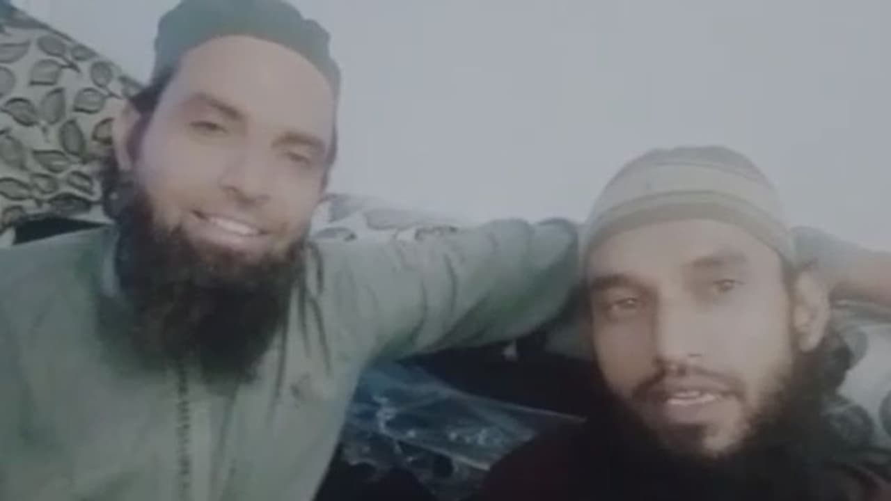 कन्हैयालाल के हत्यारों के बारे में पुलिस ने किया चौंकाने वाला खुलासा, एक और हत्या करने वाले थे रियाज और गोस कन्हैयालाल के हत्यारों के बारे में पुलिस ने किया चौंकाने वाला खुलासा, एक और हत्या करने वाले थे रियाज और गोस