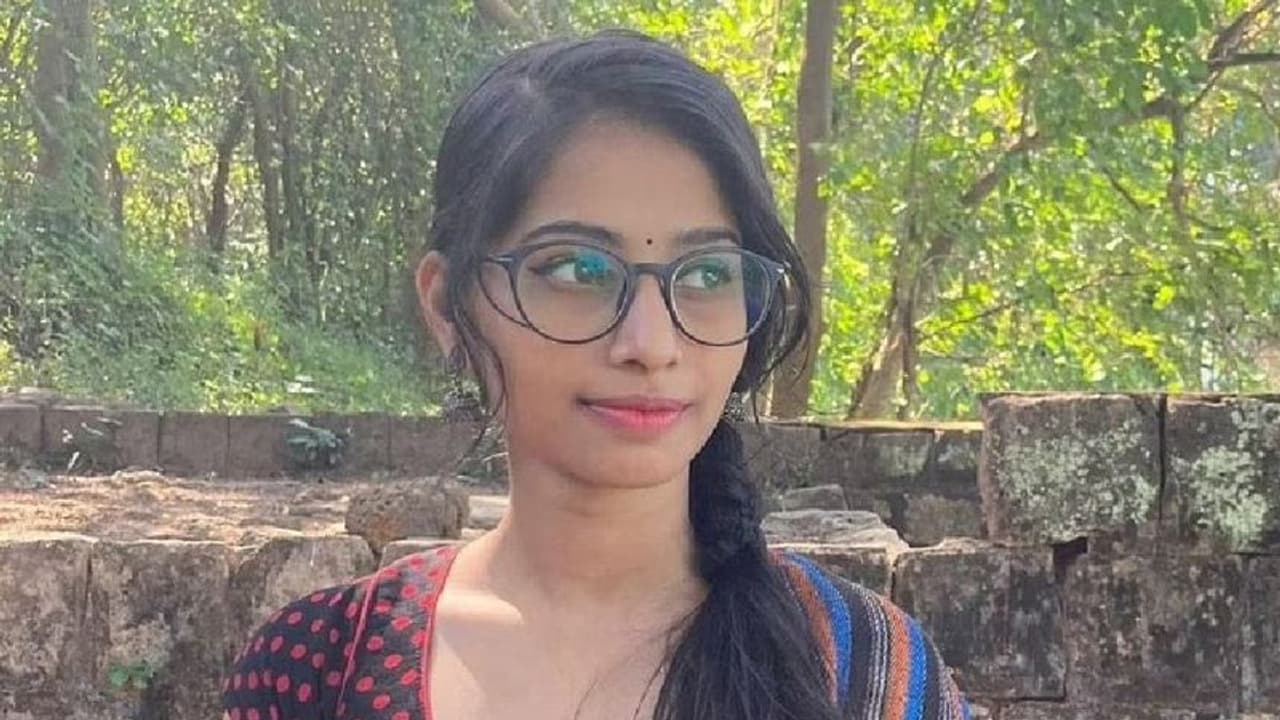 ತಿಂಗಳ ಹಿಂದೆ ಕಚ್ಚಿದ ನಾಯಿ: ರೇಬಿಸ್‌ಗೆ 19 ವರ್ಷದ ತರುಣಿ ಬಲಿ