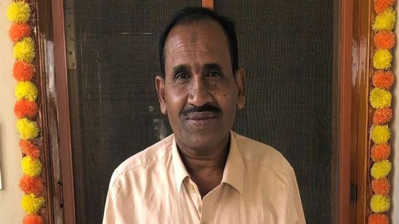 డాక్టర్ సిహెచ్ ఆంజనేయులు కవిత : ఈ చీకటి నదిని దాటుతూ డాక్టర్ సిహెచ్ ఆంజనేయులు కవిత : ఈ చీకటి నదిని దాటుతూ