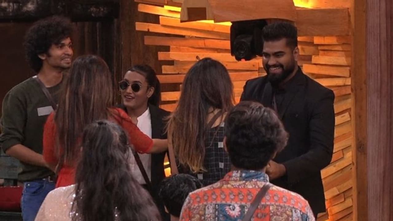 Bigg Boss 4 : ഫൈനലിസ്റ്റുകള്‍ കാത്തിരുന്ന റീ എന്‍ട്രി; ബിഗ് ബോസ് ഹൗസിലേക്ക് റോബിന്‍, ജാസ്‍മിന്‍