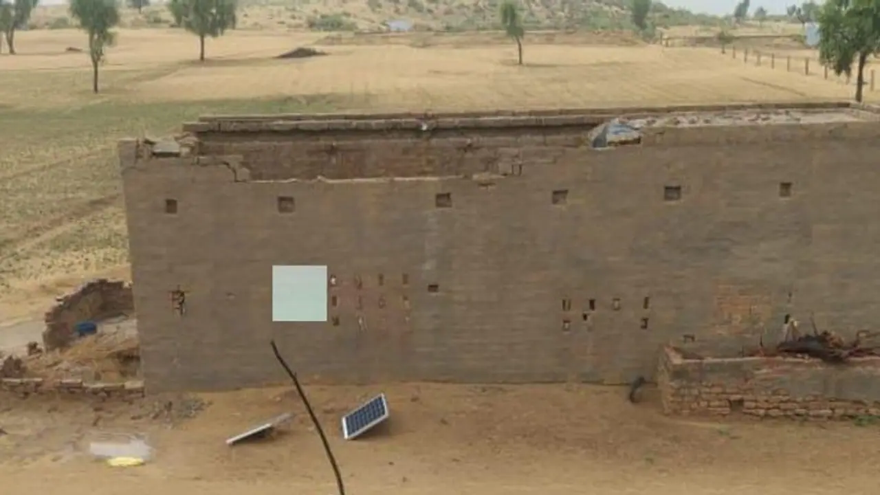 राजस्थान में बारिश का कहर: बीकानेर में ऐसे फटे बादल कि गिर गया पूरा मकान, सो रहे दो मासूम बच्चों की मौत