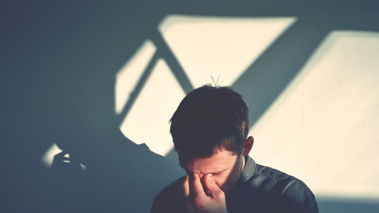 ഡിപ്രഷൻ അനുഭവിക്കുന്നുവോ? നിങ്ങളുടെ ഭക്ഷണത്തില് ഉള്പ്പെടുത്താമിത്... ഡിപ്രഷൻ അനുഭവിക്കുന്നുവോ? നിങ്ങളുടെ ഭക്ഷണത്തില് ഉള്പ്പെടുത്താമിത്...