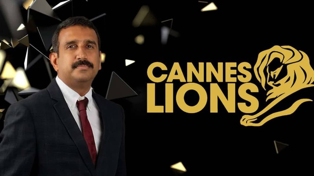 അന്താരാഷ്ട്ര ശ്രദ്ധനേടി റെസ്ക്യൂ കോഡ്; മലയാളി തുടക്കമിട്ട സര്ഗാത്മക കാമ്പയിന് ആഗോള അംഗീകാരം അന്താരാഷ്ട്ര ശ്രദ്ധനേടി റെസ്ക്യൂ കോഡ്; മലയാളി തുടക്കമിട്ട സര്ഗാത്മക കാമ്പയിന് ആഗോള അംഗീകാരം