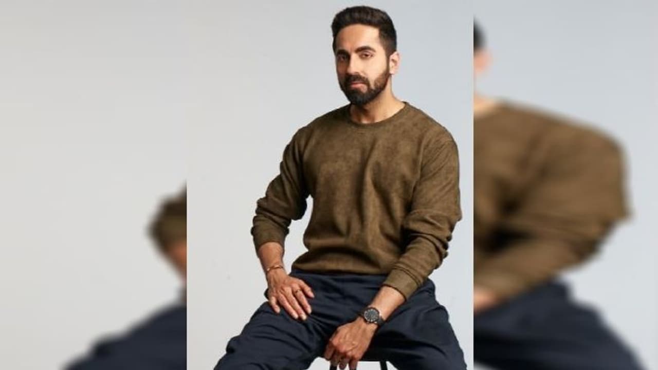 অভিনয় ছেড়ে ডাক্তারিতে নাম লেখালেন আয়ুষ্মান? চিকিৎসক দিবসে নিজেই খোলসা করলেন 'ডক্টর জি' অভিনয় ছেড়ে ডাক্তারিতে নাম লেখালেন আয়ুষ্মান? চিকিৎসক দিবসে নিজেই খোলসা করলেন 'ডক্টর জি'