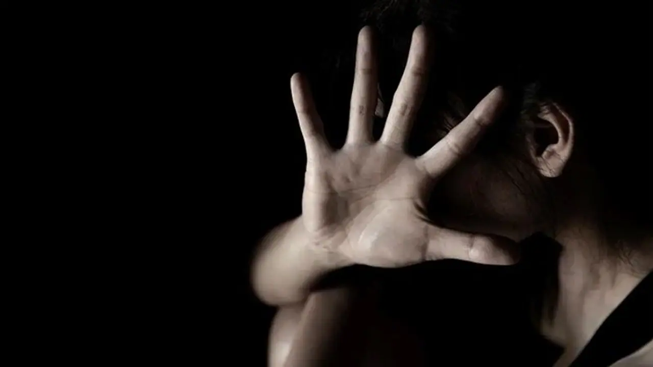 ഓഡിഷനെന്ന് പറഞ്ഞ് വിളിച്ചുവരുത്തി ലൈംഗികാതിക്രമം; ‘പടവെട്ട്’ എക്സിക്യൂട്ടീവ് പ്രൊഡ്യൂസർക്കെതിരെ നടി