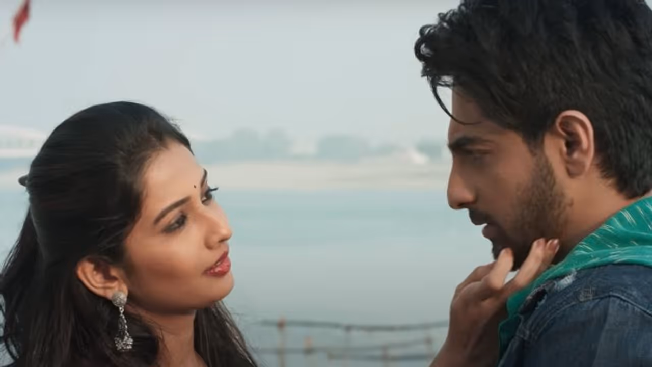 ഹിഷാം അബ്ദുള് വഹാബിന്റെ ആലാപനം; ബനാറസിലെ വീഡിയോ ഗാനം എത്തി ഹിഷാം അബ്ദുള് വഹാബിന്റെ ആലാപനം; ബനാറസിലെ വീഡിയോ ഗാനം എത്തി